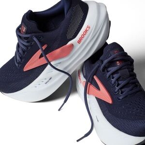 Brooks Glycerin Max |  Navy and Pink Running Shoes